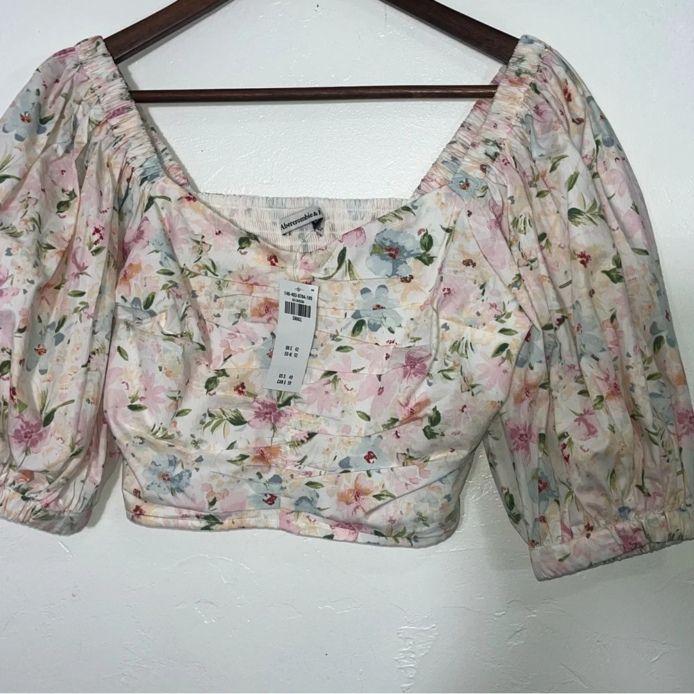 Abercrombie & Fitch Pastel Floral Puff Sleeve Crop Top NWT